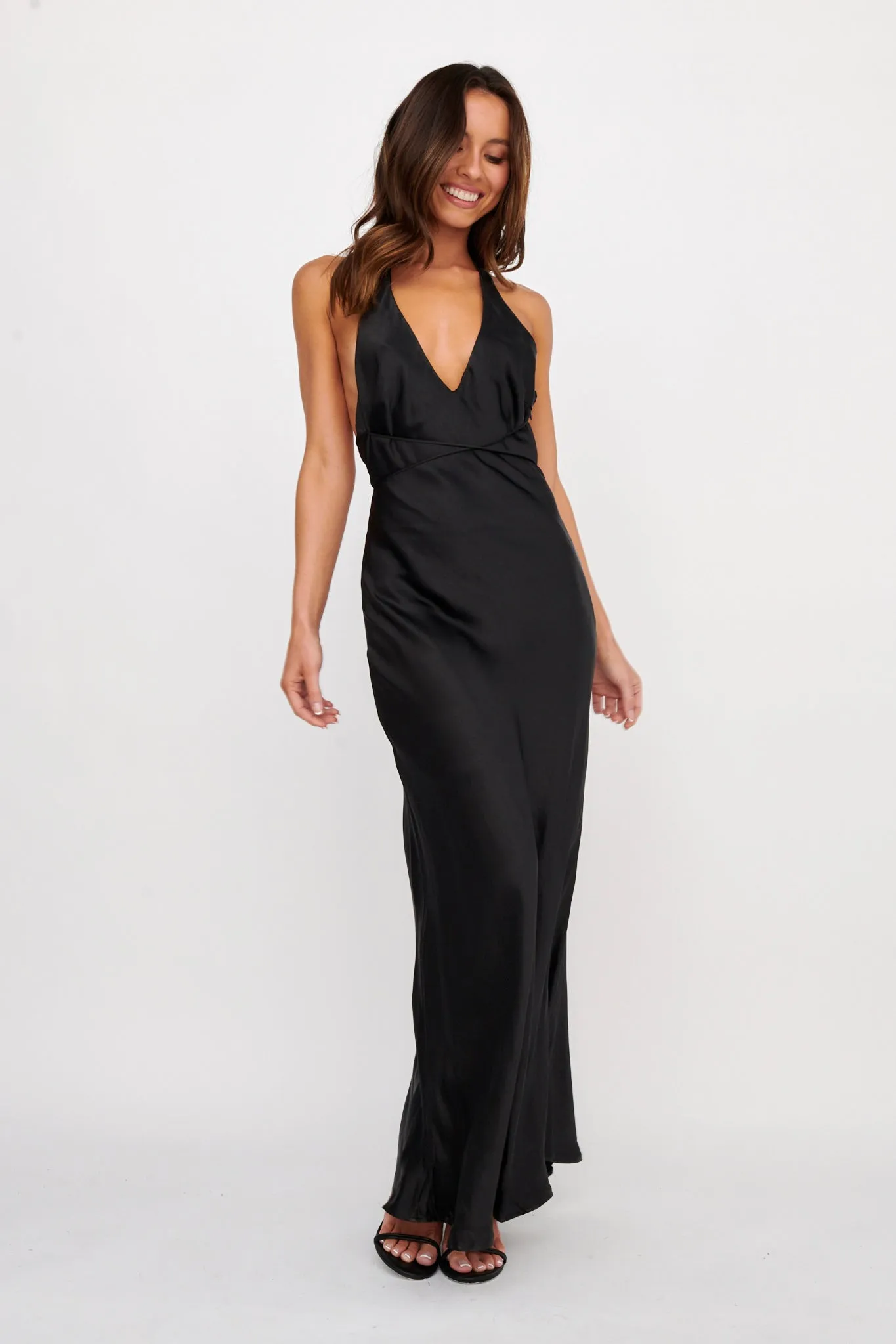 Alenni Halterneck V-Neck Maxi Dress Black