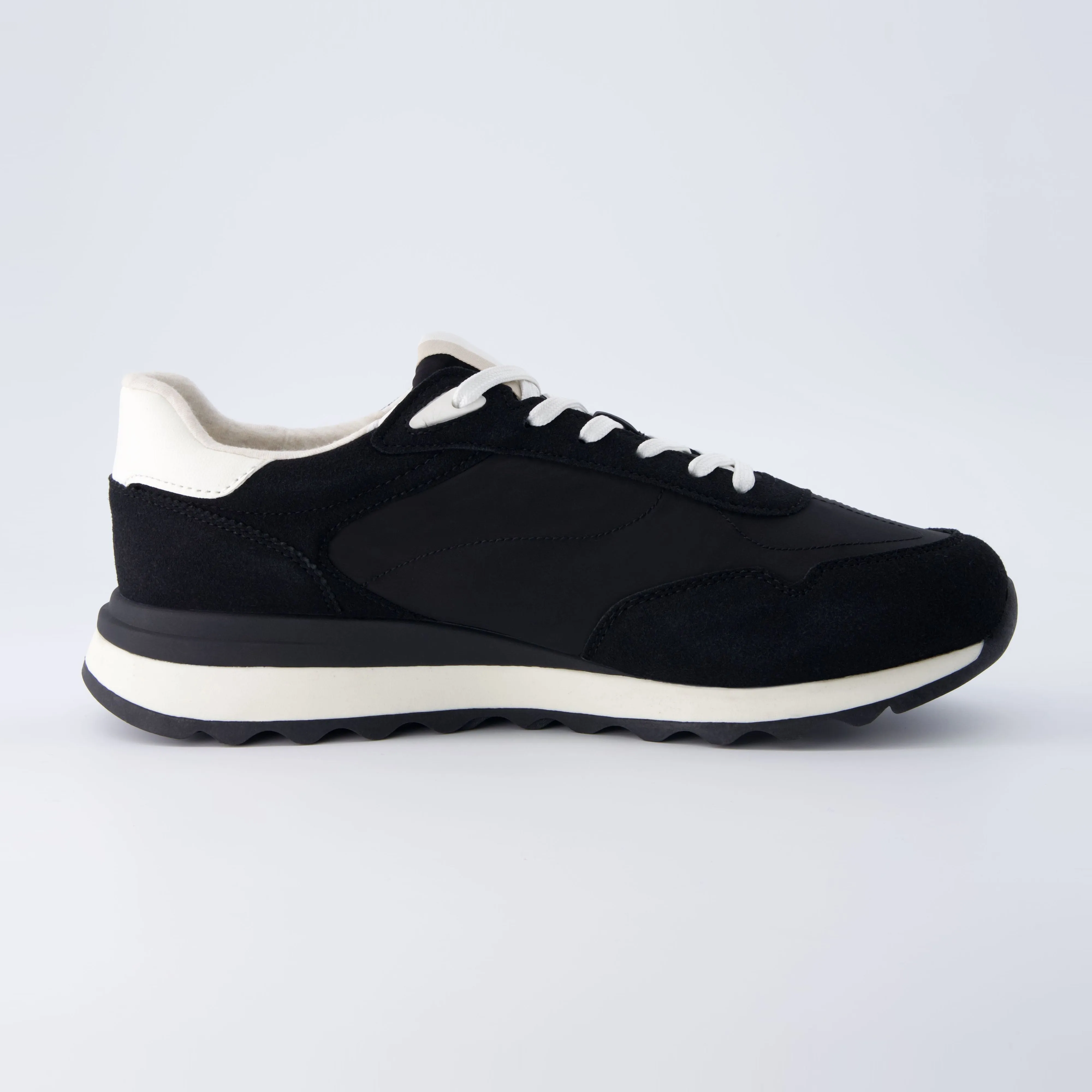 Crest Nylon Sneaker