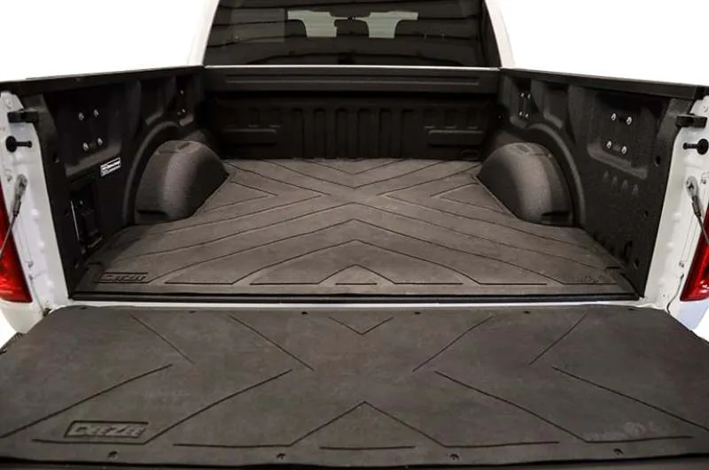 Deezee 19-23 Dodge/Ram Ram Heavyweight Bed Mat - Custom Fit 5 1/2Ft Bed (X Pattern)