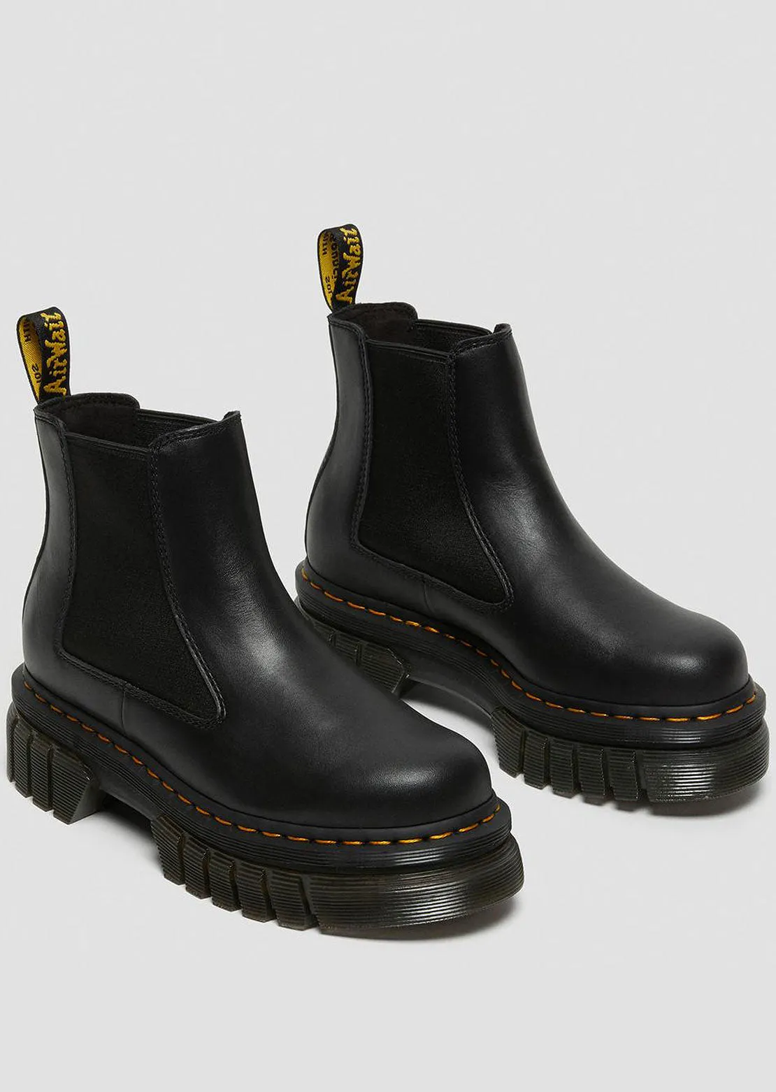 Dr.Martens Women's Audrick Chelsea Boots