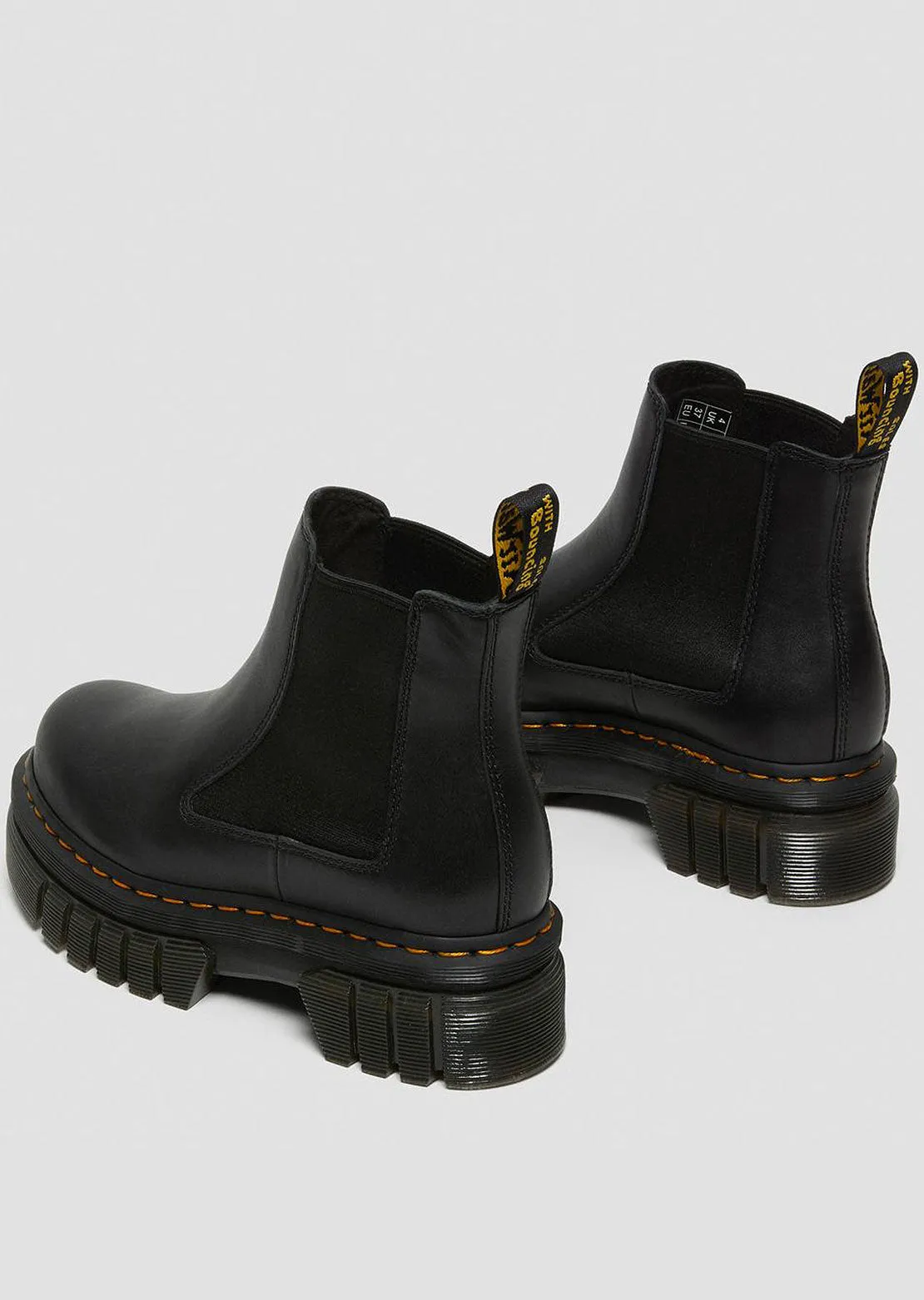 Dr.Martens Women's Audrick Chelsea Boots