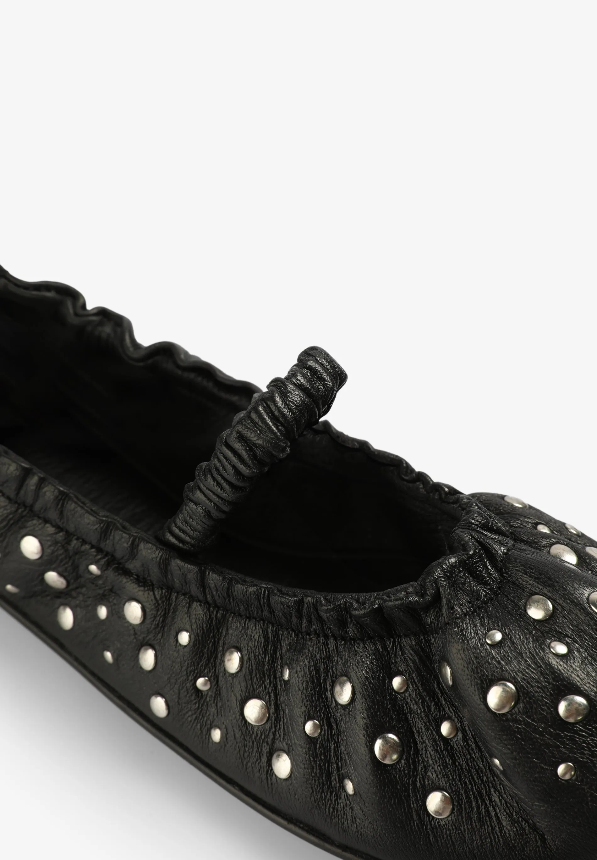 LEATHER STUDDED BALLET FLATS