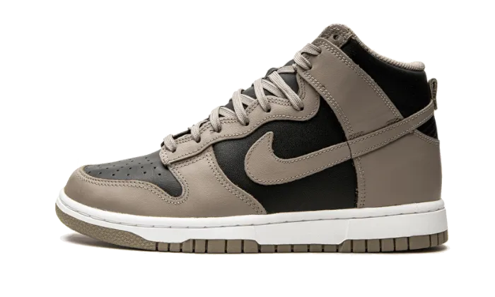 Nike Dunk High Moon Fossil (Women's)