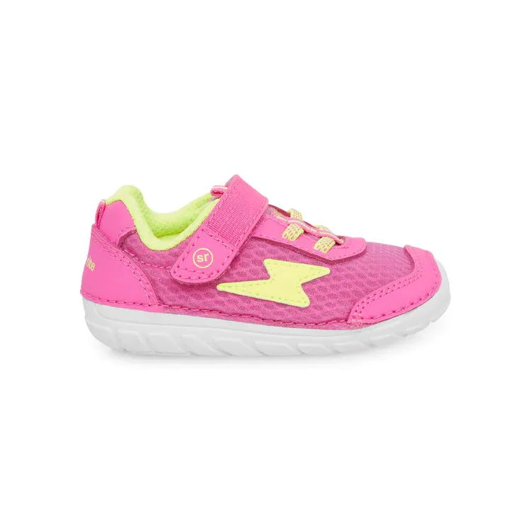 Stride Rite Soft Motion Zips Runner Sneaker