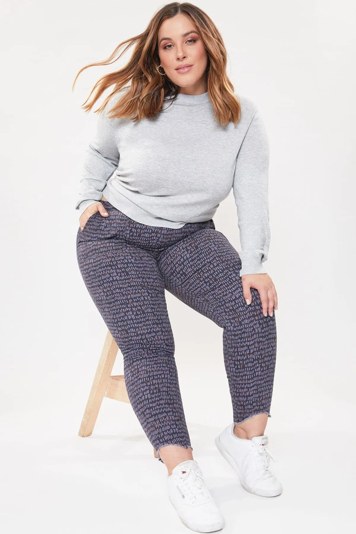 Women's Plus Size Raw Hem Pants